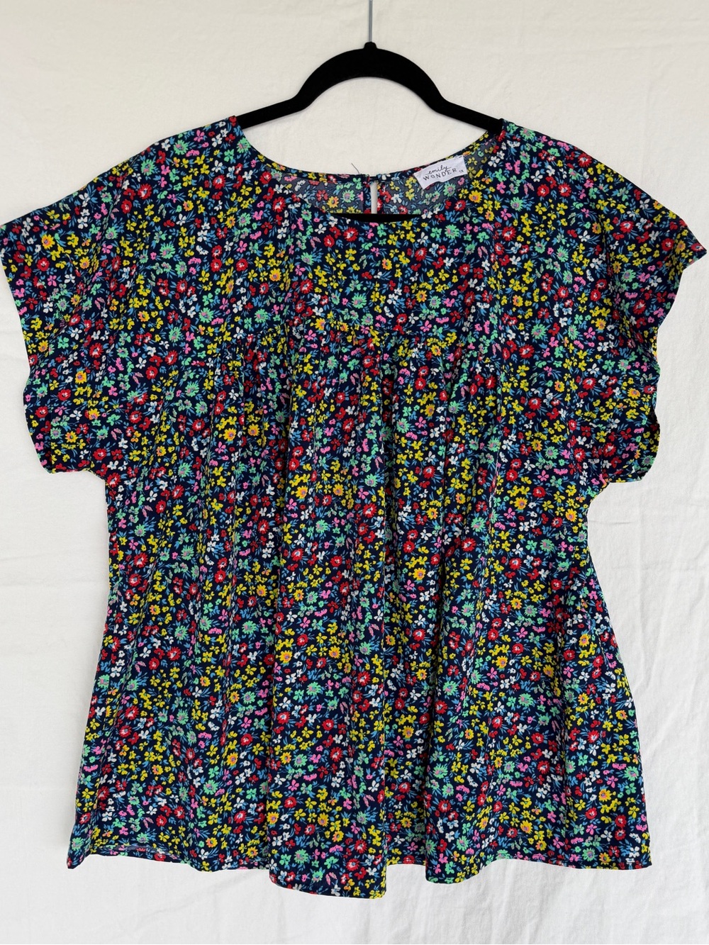 Emily Wonder Floral Blouse in Navy with Multicolor Flowers LIKE NEW 1X